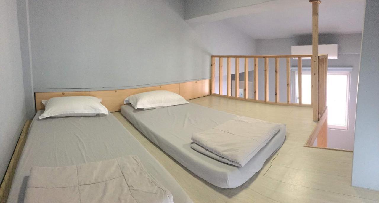 Back To Real Hostel T'ai-tung Dış mekan fotoğraf